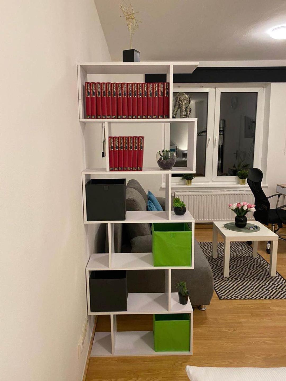 Praktische City Apartments Direkt Am Hauptbahnhof Neumuenster Ngoại thất bức ảnh