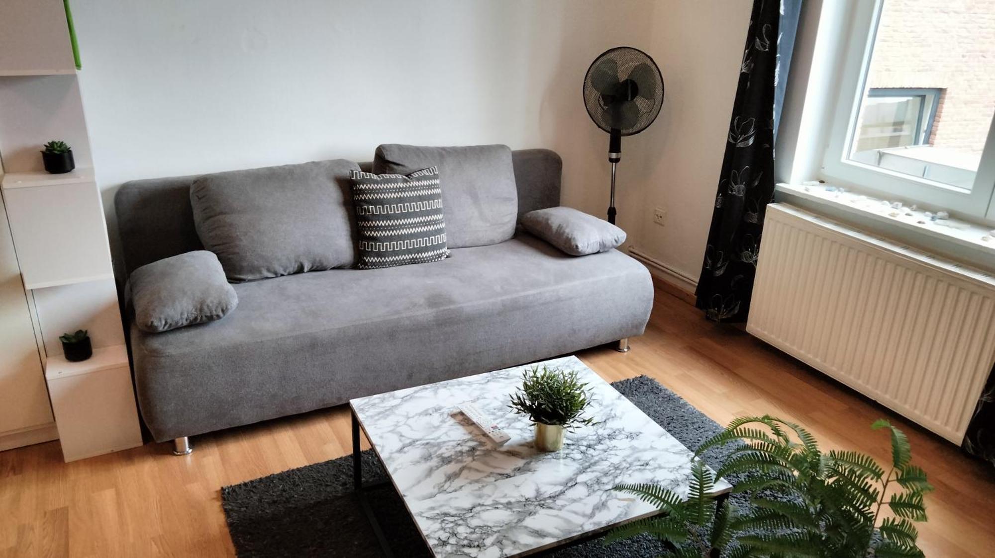 Praktische City Apartments Direkt Am Hauptbahnhof Neumuenster Ngoại thất bức ảnh