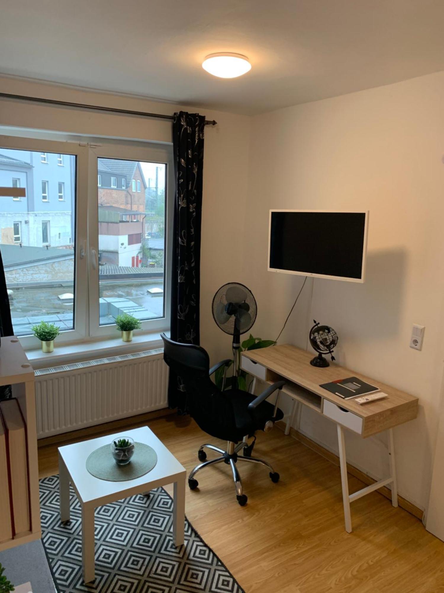 Praktische City Apartments Direkt Am Hauptbahnhof Neumuenster Ngoại thất bức ảnh